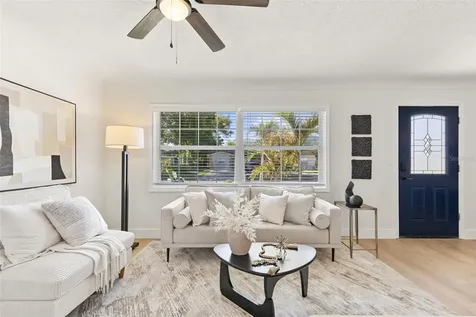 3629 28th Avenue S St Petersburg FL 33711