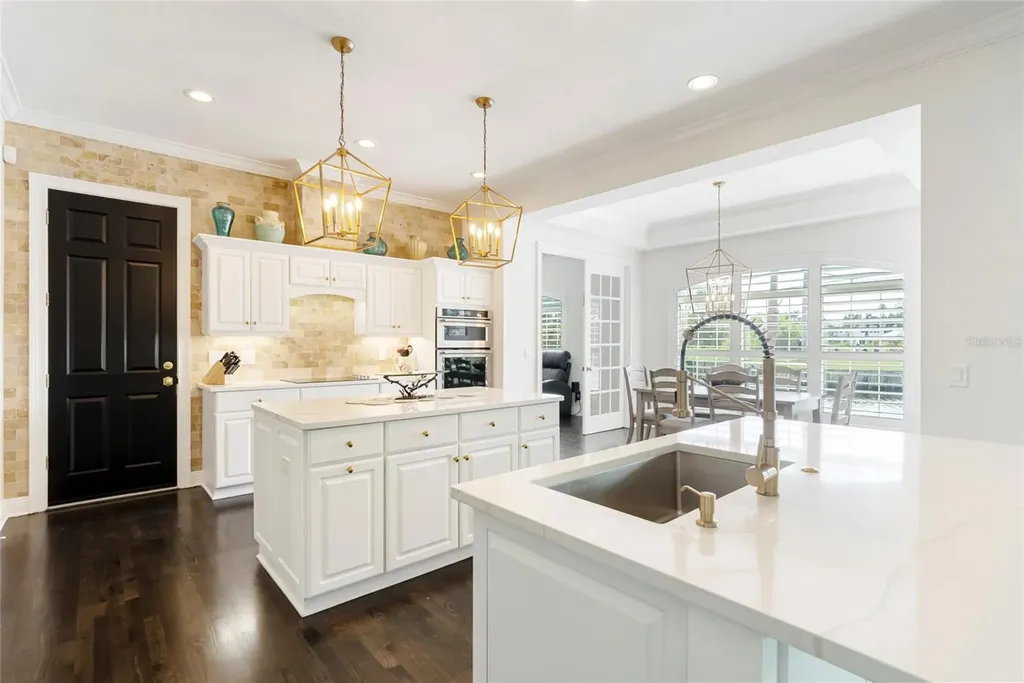 356 Belleair Drive NE St Petersburg FL 33704