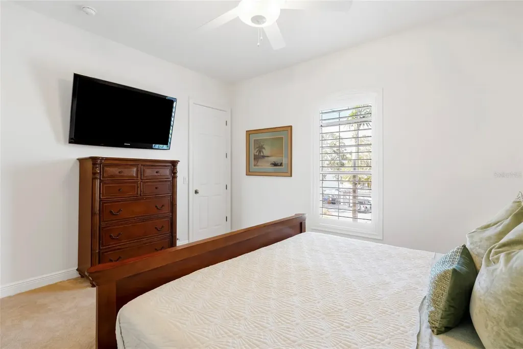 356 Belleair Drive NE St Petersburg FL 33704