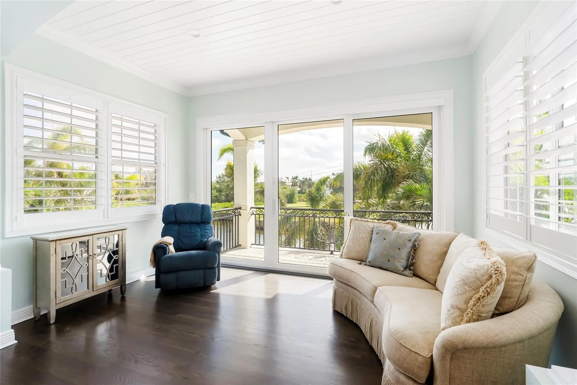 356 Belleair Drive NE St Petersburg FL 33704