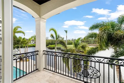 356 Belleair Drive NE St Petersburg FL 33704