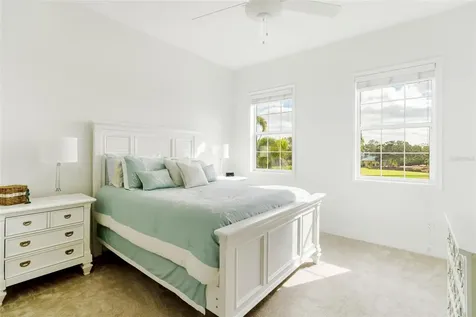 356 Belleair Drive NE St Petersburg FL 33704