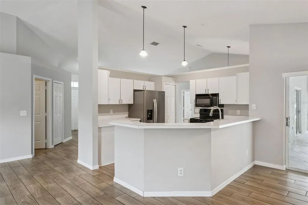1023 W Riviera Boulevard Oviedo FL 32765