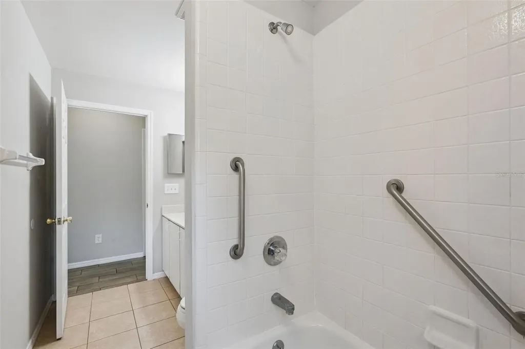 1023 W Riviera Boulevard Oviedo FL 32765