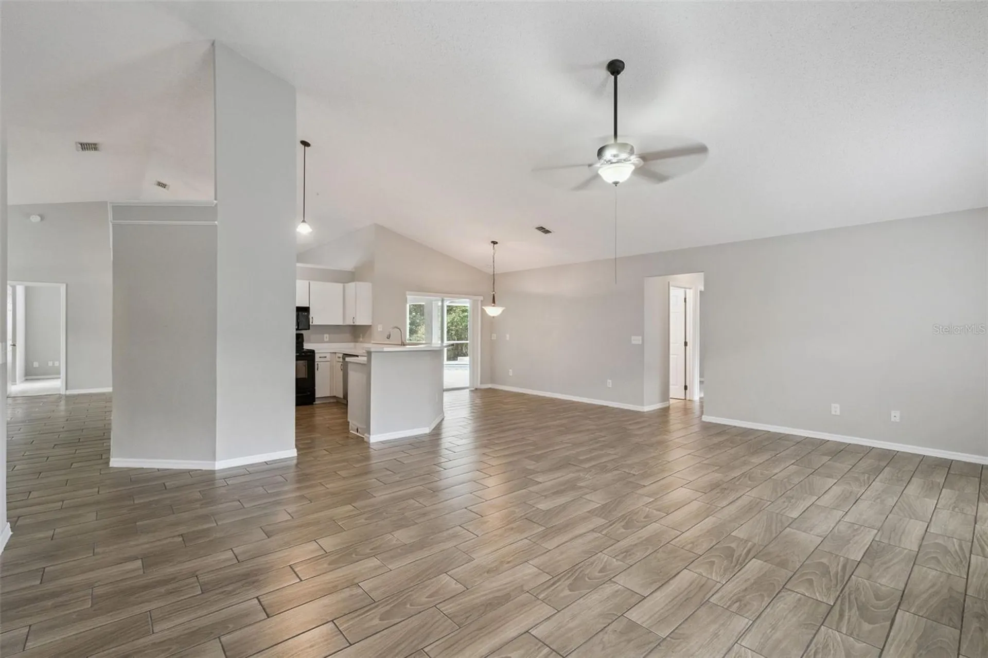 1023 W Riviera Boulevard Oviedo FL 32765