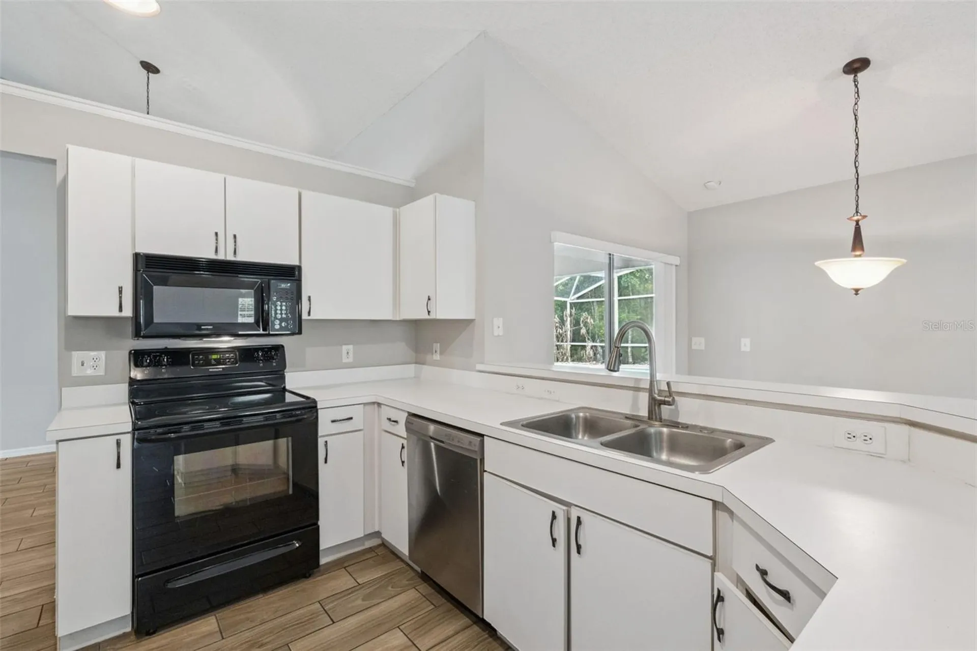 1023 W Riviera Boulevard Oviedo FL 32765
