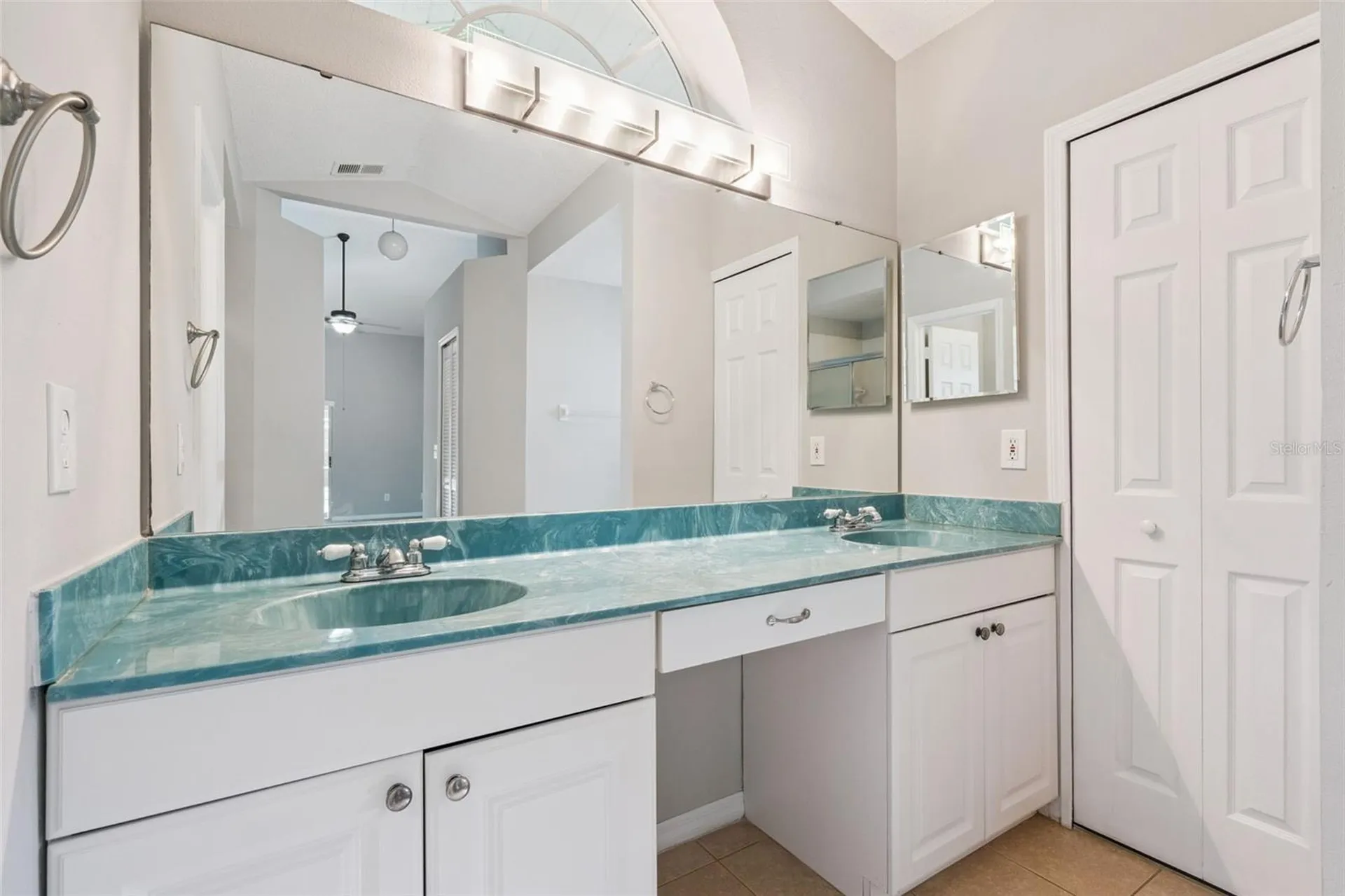 1023 W Riviera Boulevard Oviedo FL 32765