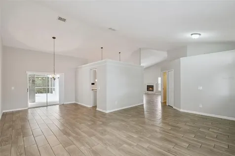 1023 W Riviera Boulevard Oviedo FL 32765