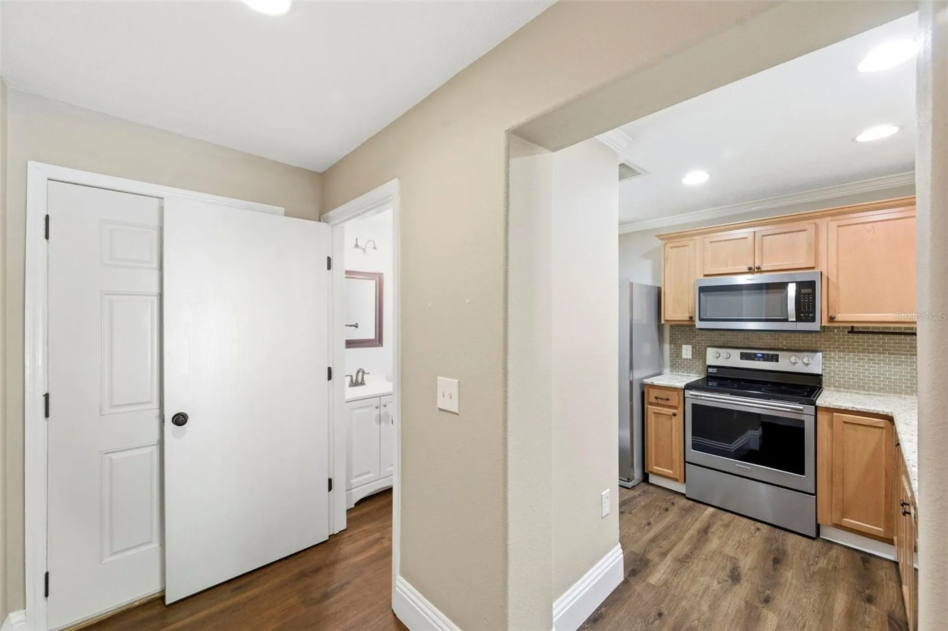 6811 Dartmouth Hill Street Riverview FL 33578