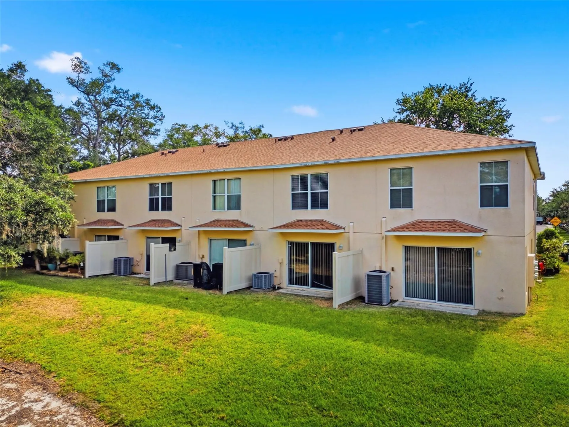 6811 Dartmouth Hill Street Riverview FL 33578