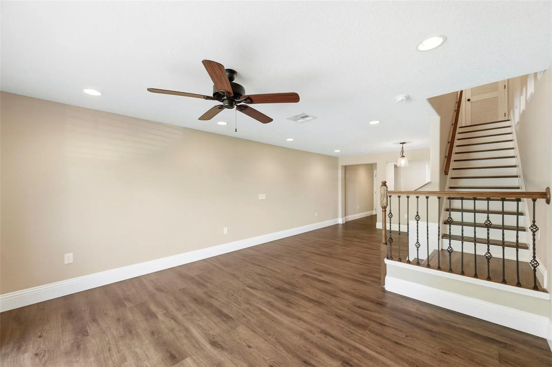 6811 Dartmouth Hill Street Riverview FL 33578