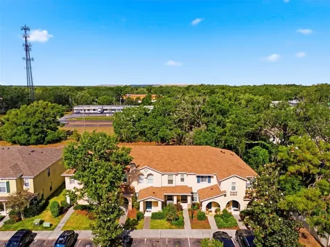 6811 Dartmouth Hill Street Riverview FL 33578