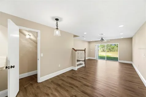 6811 Dartmouth Hill Street Riverview FL 33578