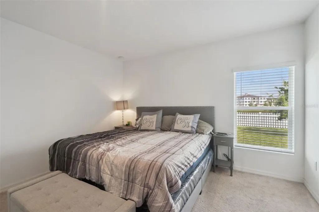 392 Citrine Loop Kissimmee FL 34758