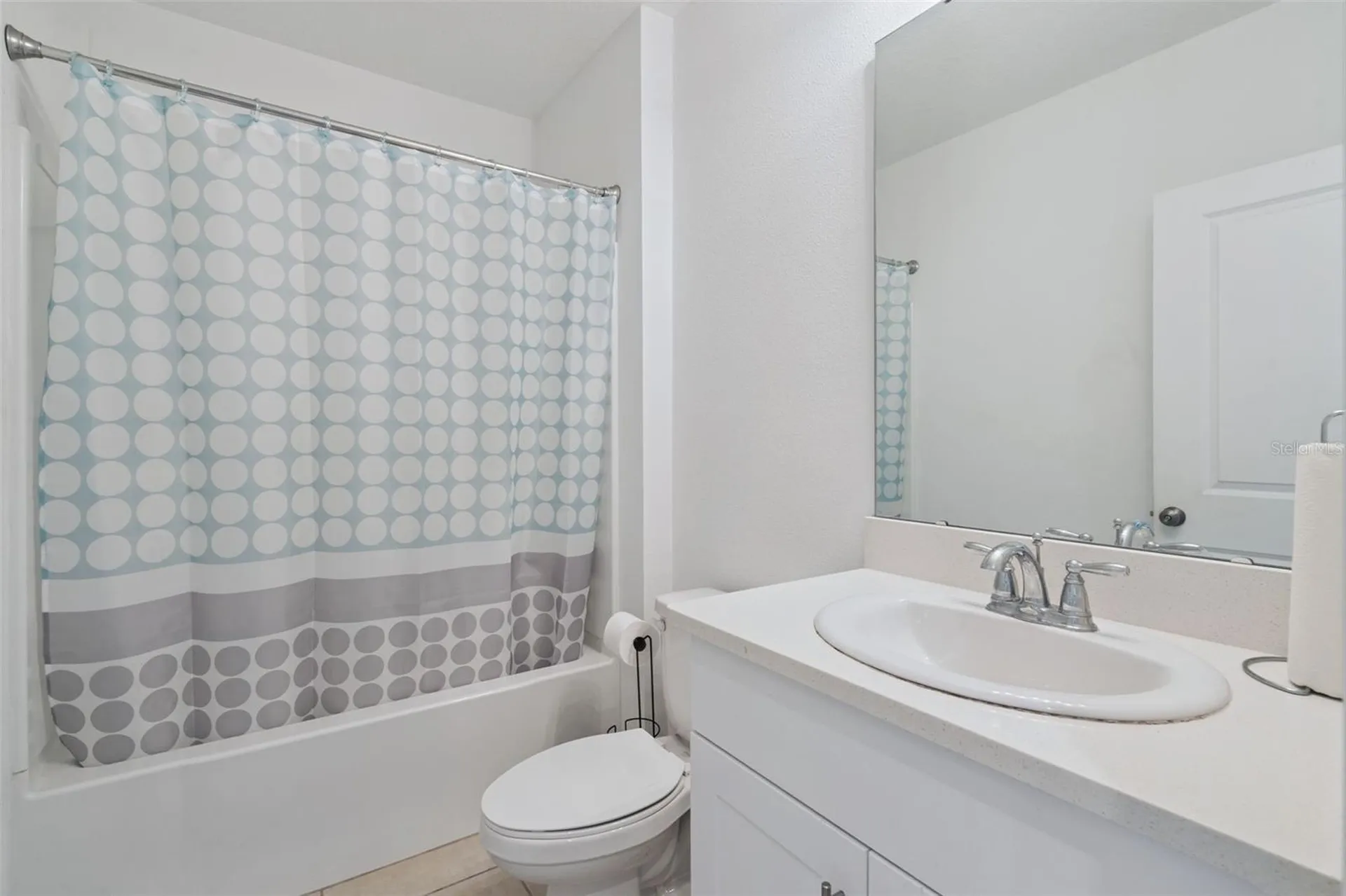 392 Citrine Loop Kissimmee FL 34758