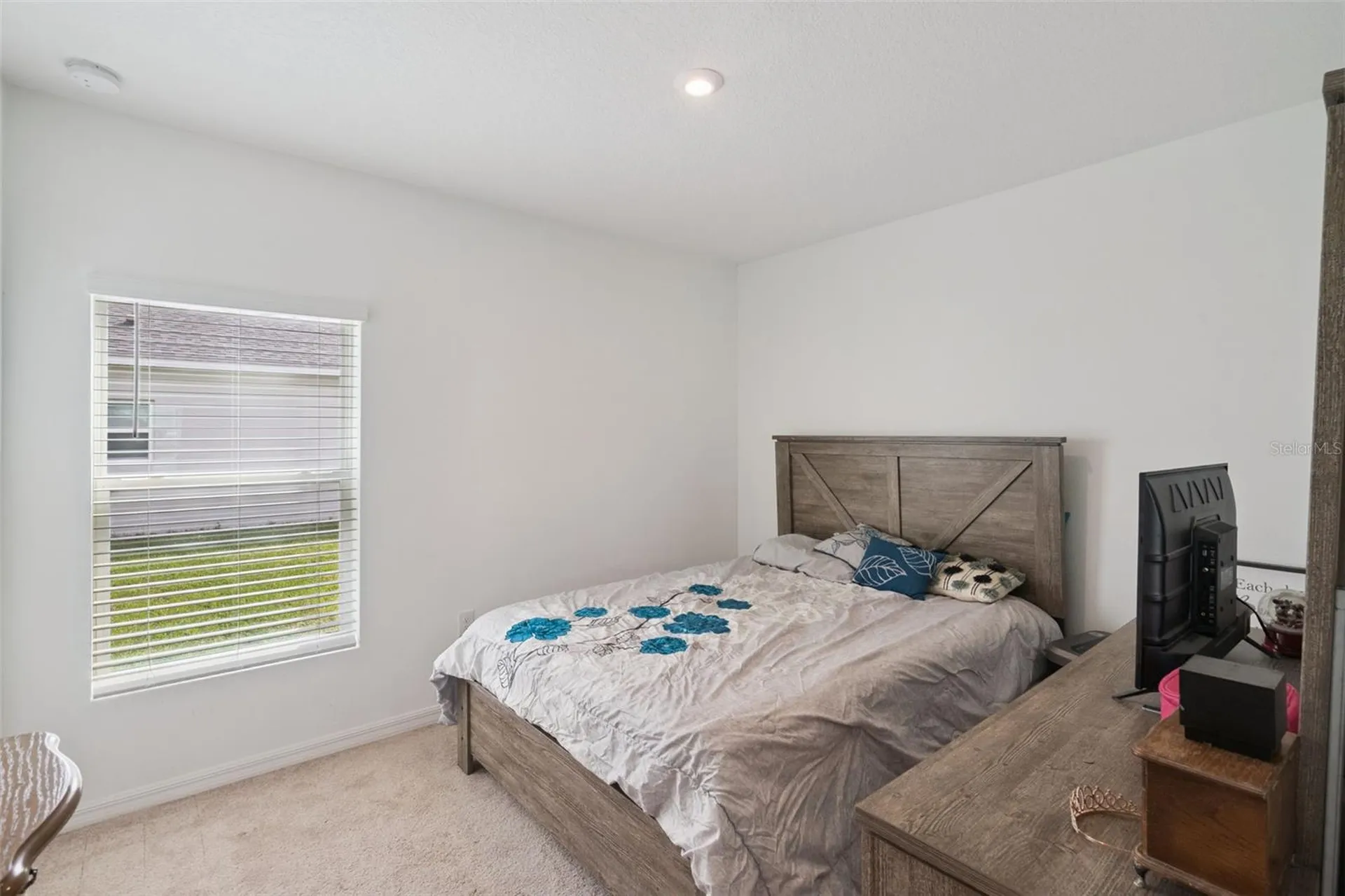 392 Citrine Loop Kissimmee FL 34758
