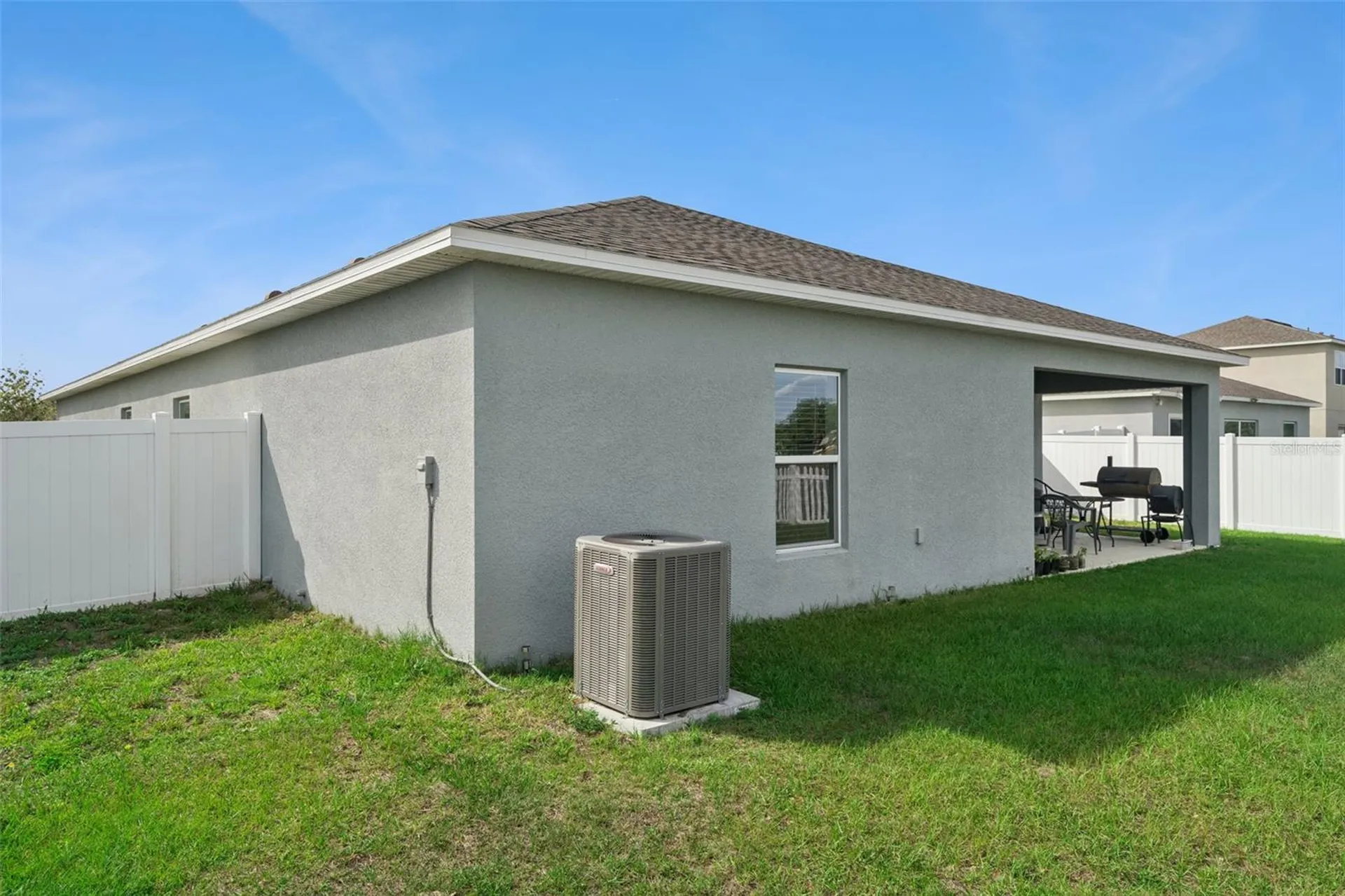 392 Citrine Loop Kissimmee FL 34758