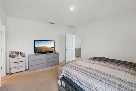 392 Citrine Loop Kissimmee FL 34758