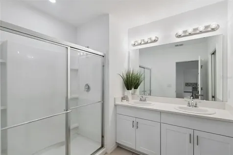 392 Citrine Loop Kissimmee FL 34758