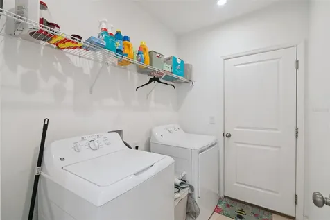 392 Citrine Loop Kissimmee FL 34758