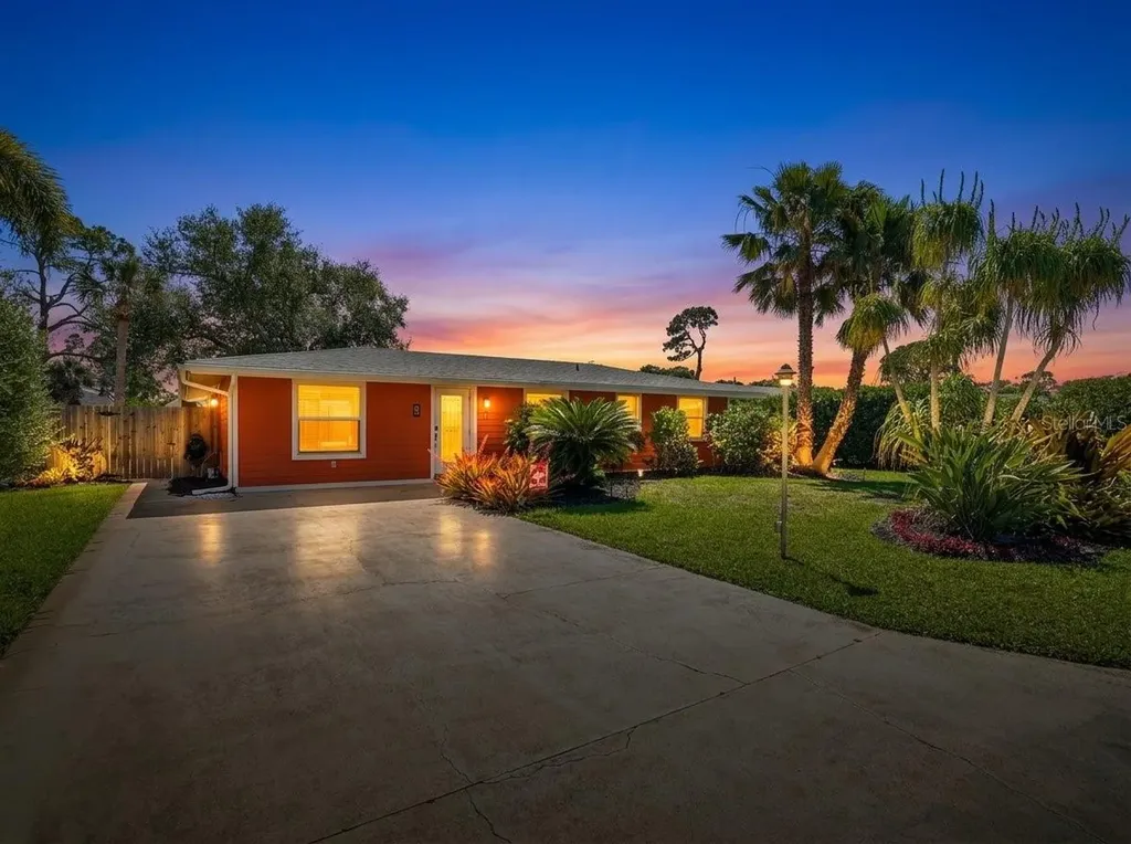 1129 Riviera Street Venice FL 34285