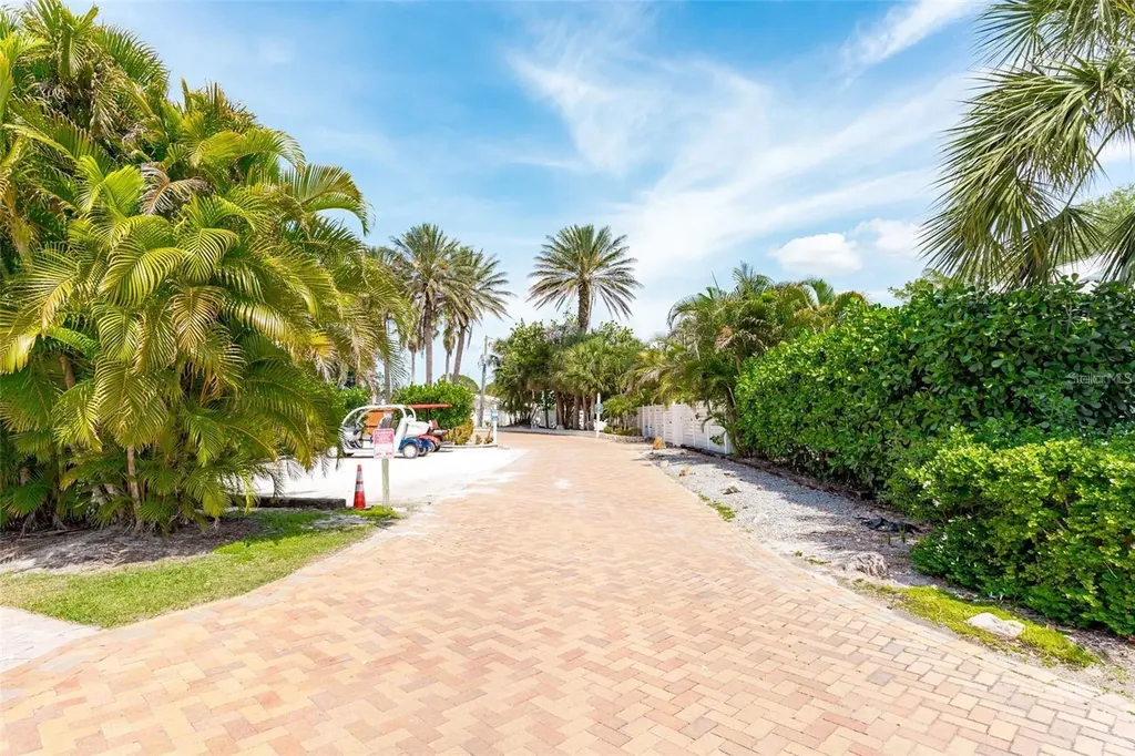 1129 Riviera Street Venice FL 34285