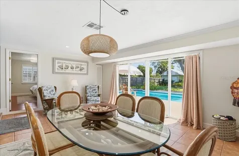 1129 Riviera Street Venice FL 34285