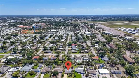 1129 Riviera Street Venice FL 34285