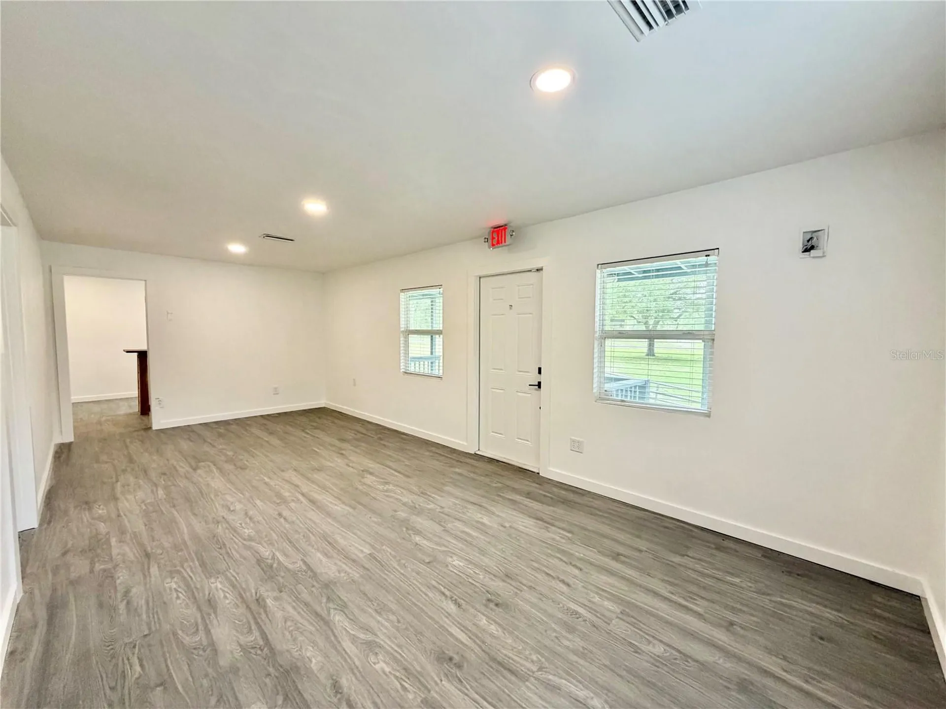 683 N Court Street Bronson FL 32621