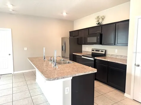 863 Hudson Valley Drive Kissimmee FL 34759