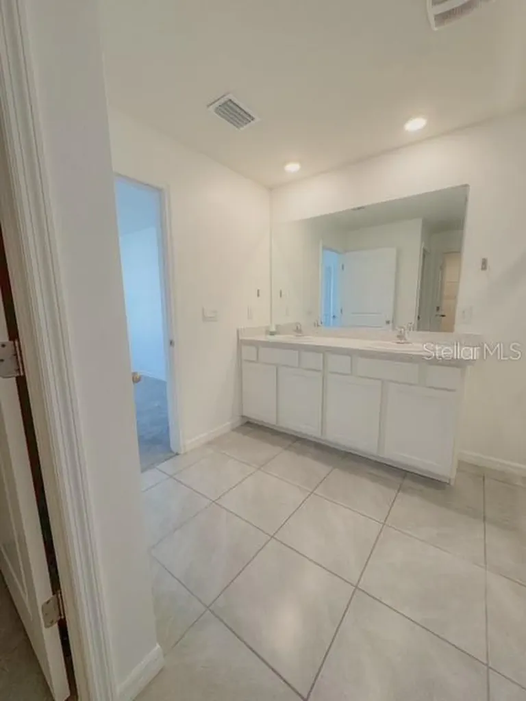 2238 NW 246th Terrace Newberry FL 32669