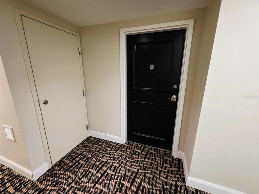 101 S Gulfstream Avenue Sarasota FL 34236