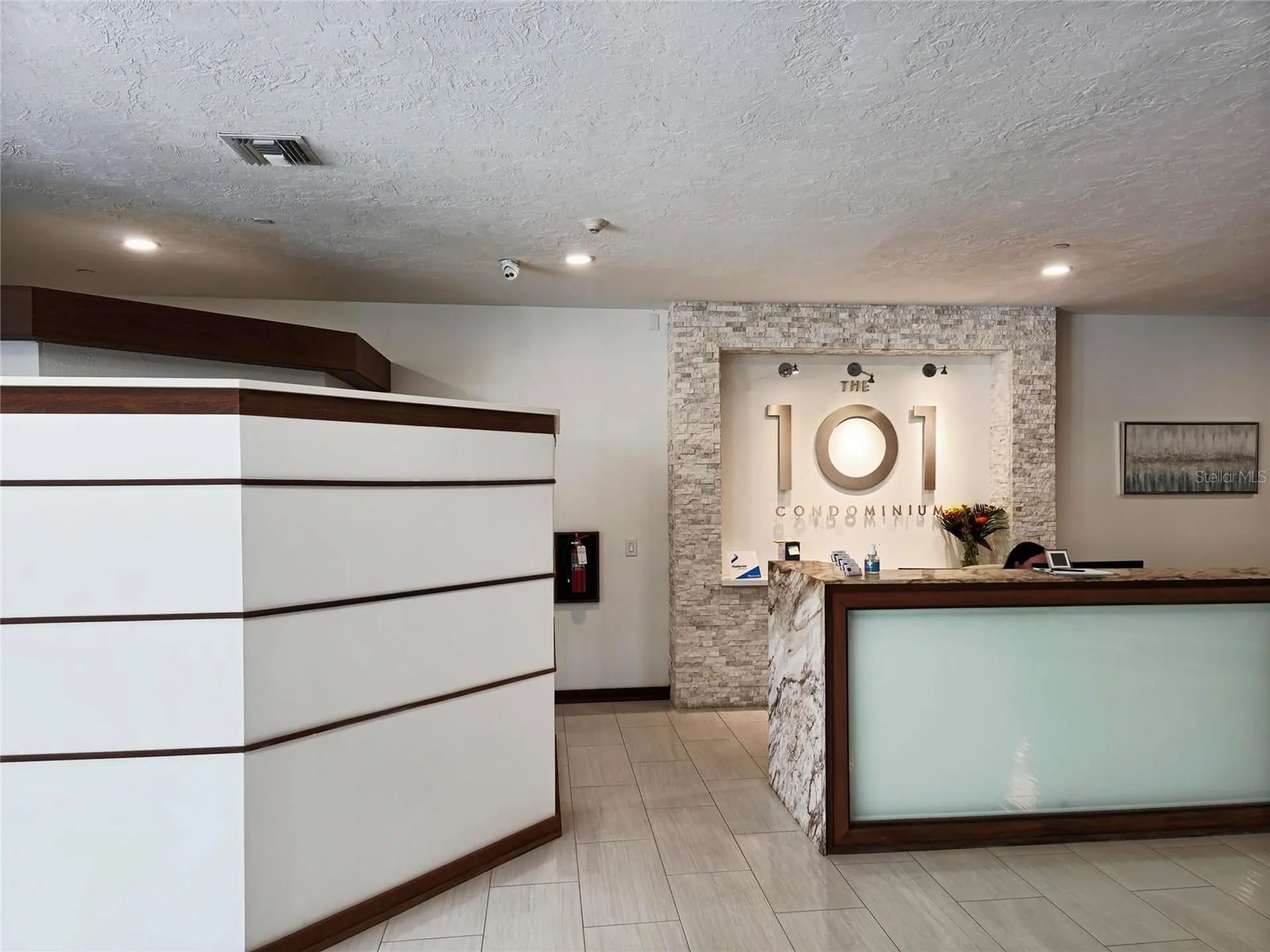 101 S Gulfstream Avenue Sarasota FL 34236