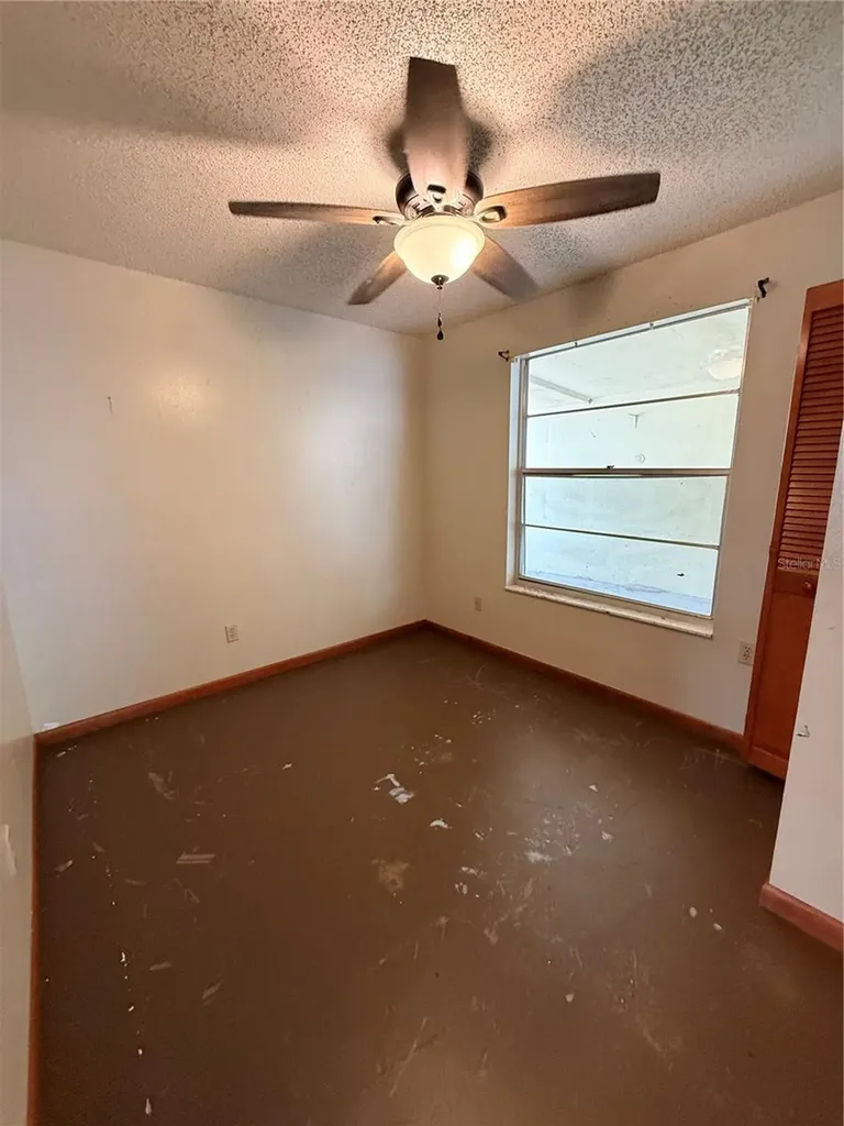 11411 Huggins Street Leesburg FL 34788