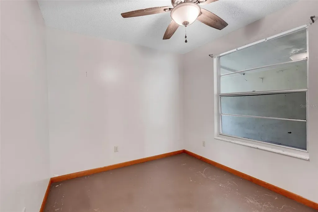 11411 Huggins Street Leesburg FL 34788