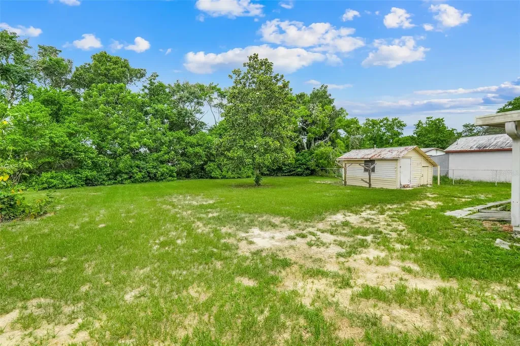 11411 Huggins Street Leesburg FL 34788