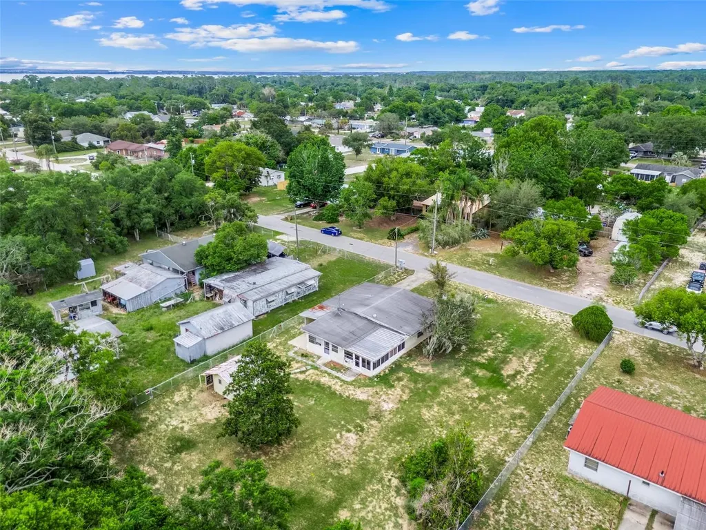 11411 Huggins Street Leesburg FL 34788