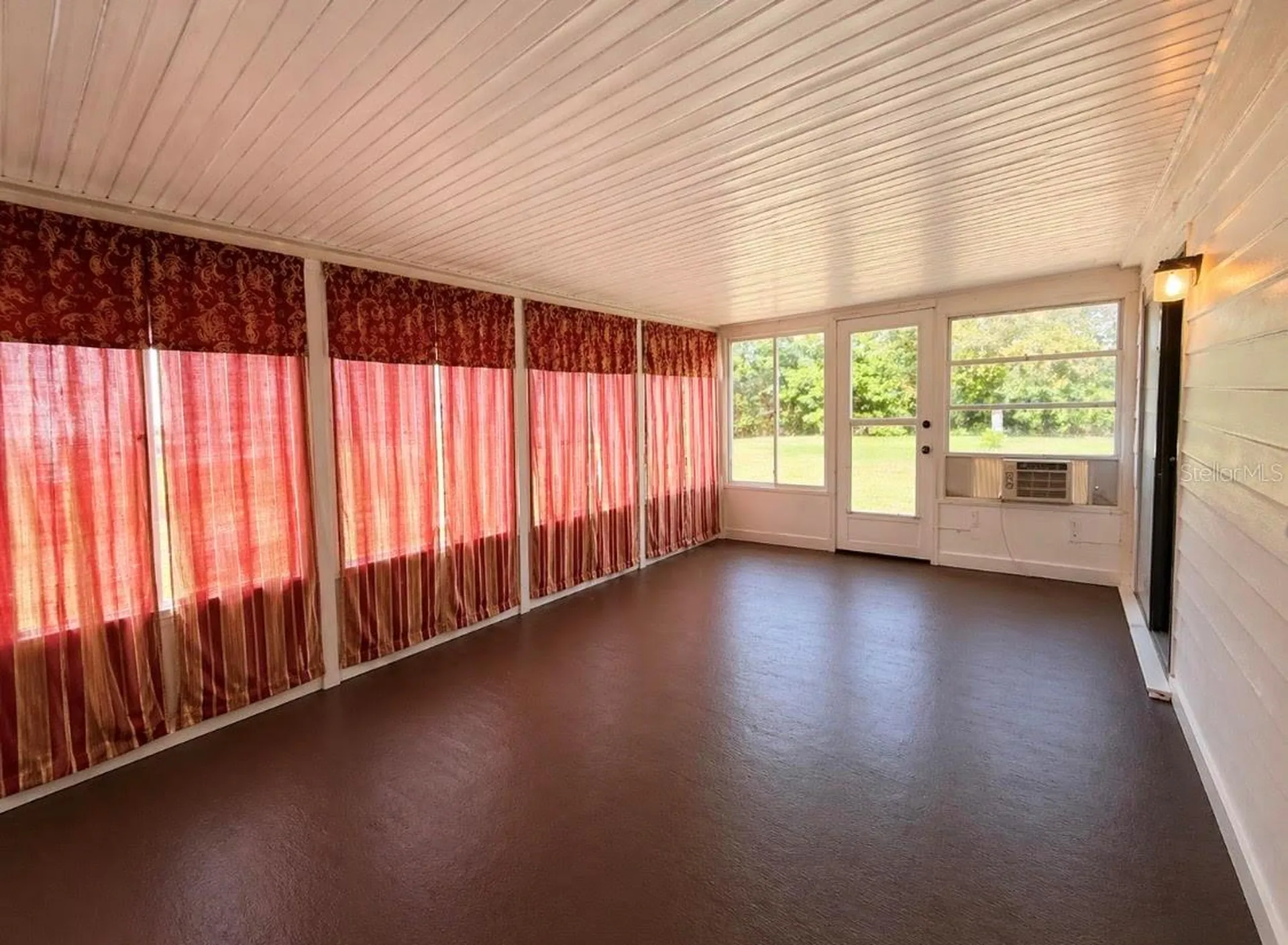 11411 Huggins Street Leesburg FL 34788