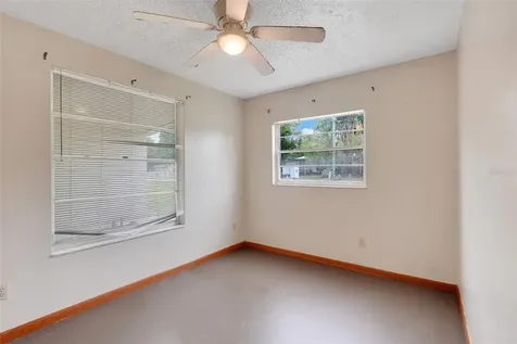 11411 Huggins Street Leesburg FL 34788