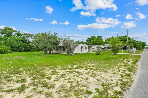 11411 Huggins Street Leesburg FL 34788