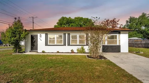 230 Palm Avenue Auburndale FL 33823