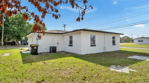 230 Palm Avenue Auburndale FL 33823