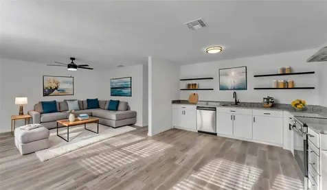 230 Palm Avenue Auburndale FL 33823