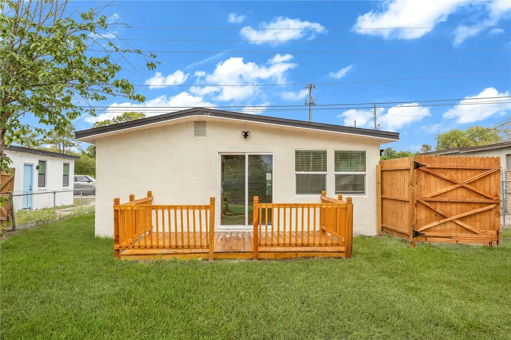 1262 Seminola Boulevard Casselberry FL 32707