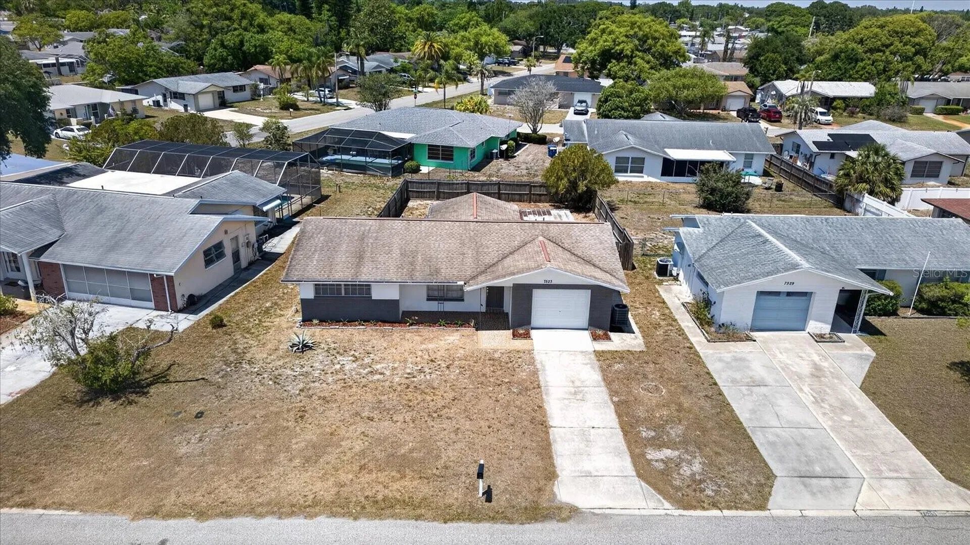 7523 Briarwood Drive Port Richey FL 34668