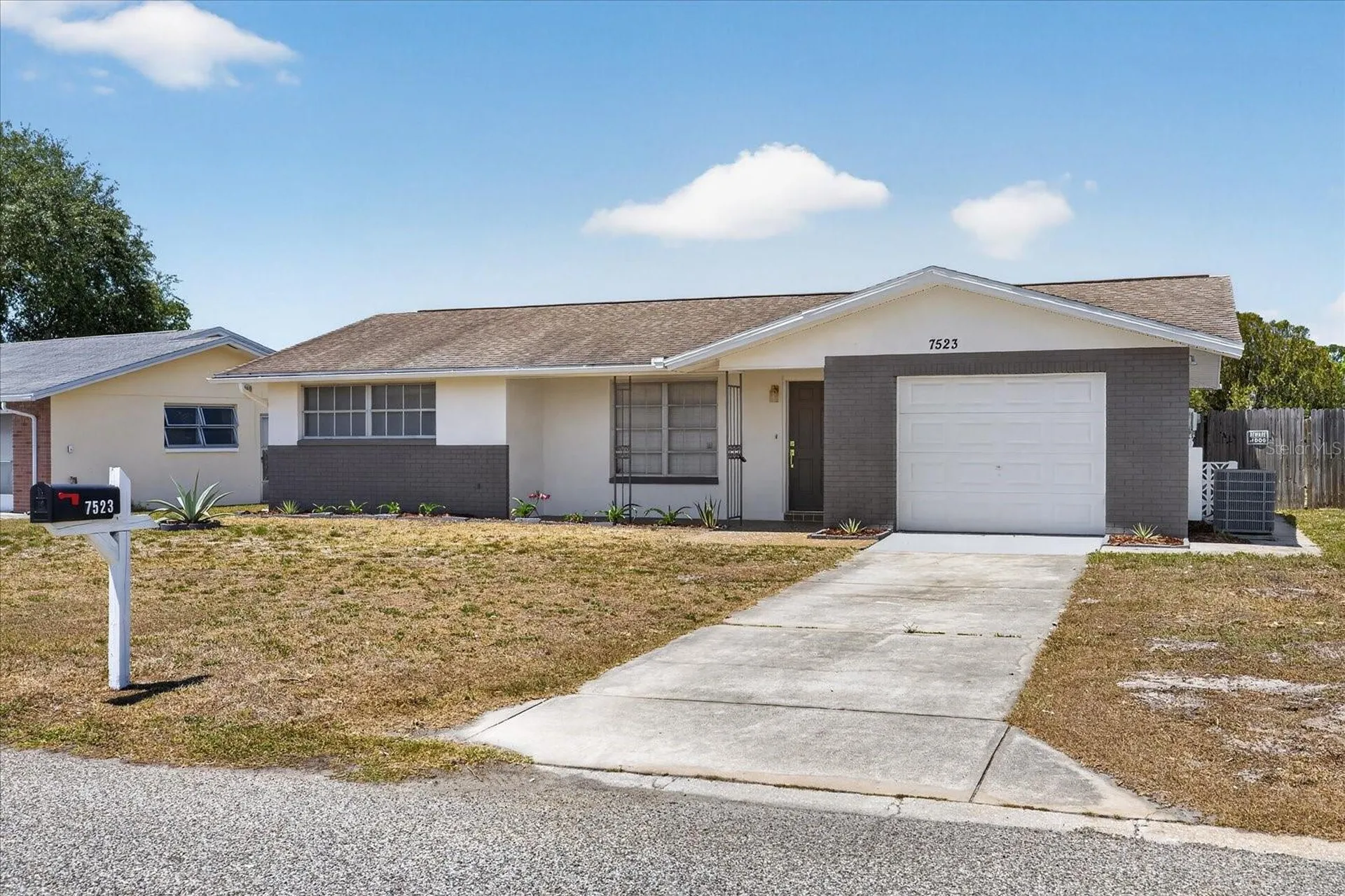 7523 Briarwood Drive Port Richey FL 34668