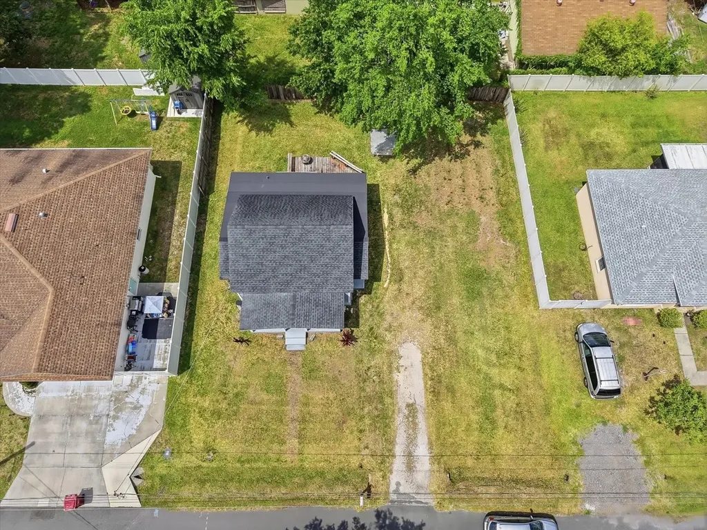 708 E Drew Street Plant City FL 33563