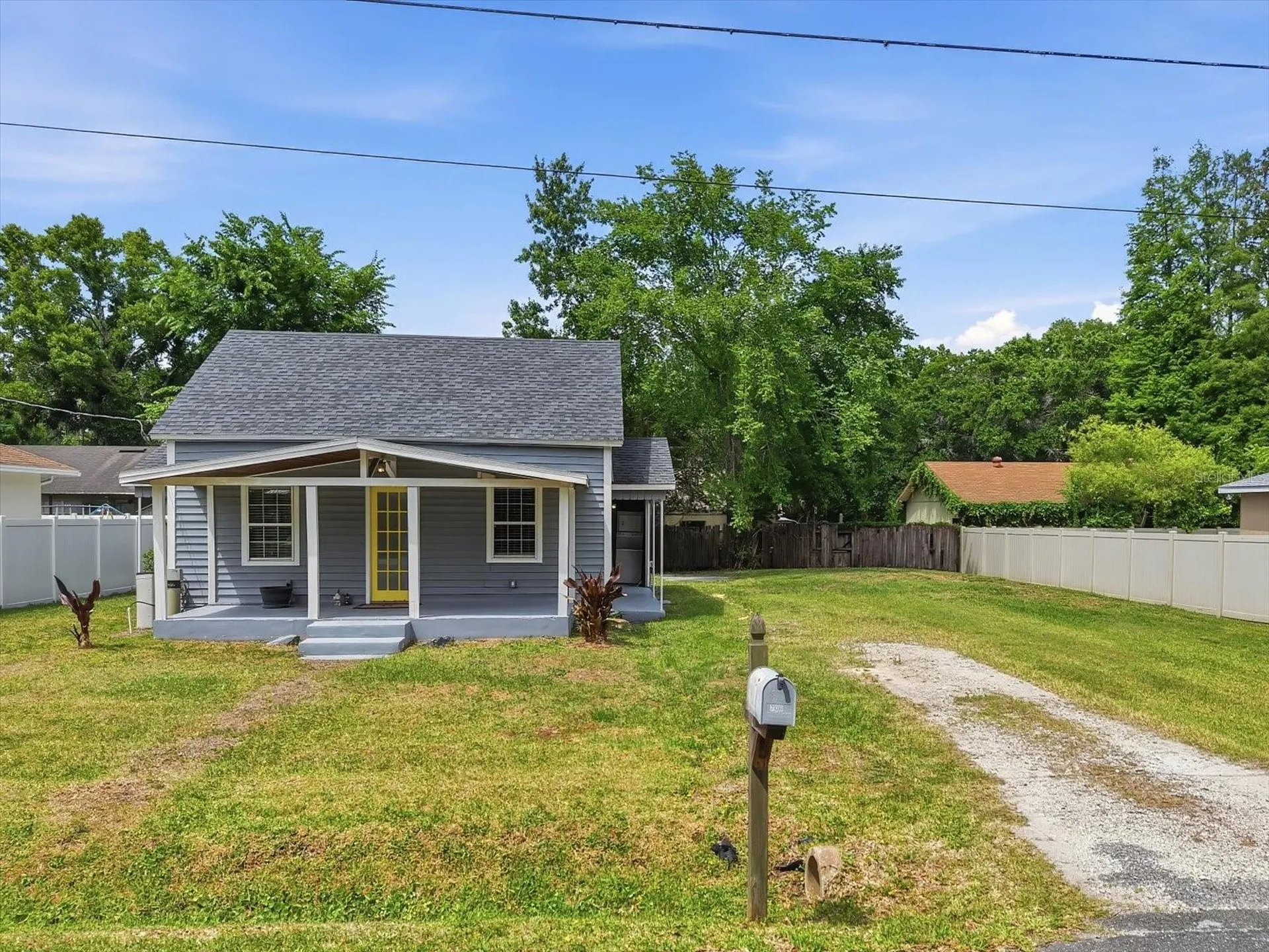708 E Drew Street Plant City FL 33563