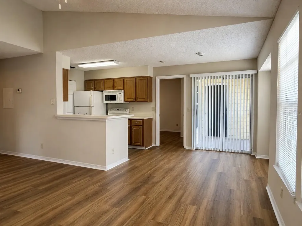 1063 S Hiawassee Road Orlando FL 32835