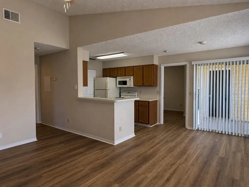 1063 S Hiawassee Road Orlando FL 32835